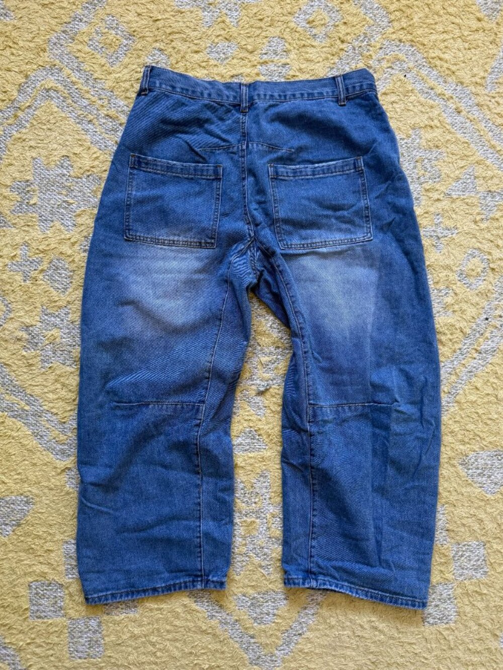 Cropped Barrel Jeans - Picture 2 of 2